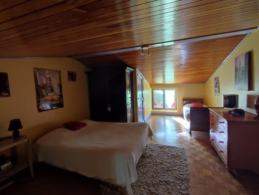 Maison Paisible Pranles Bagian luar foto